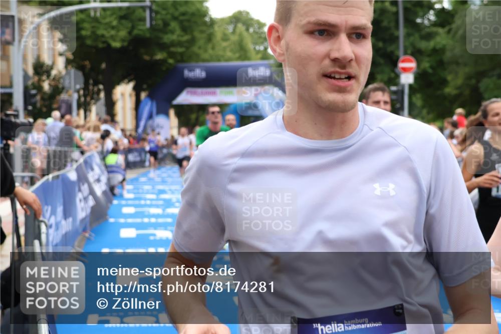 29.06.2025 - hella hamburg halbmarathon Zöllner http://msf.ph/oto/8174281 29.06.2025 10:37:12 Ziel 5923, 6458, 7482, 8362, 9178, 10190, 10738, 11120, 11423, 13972, 15178, 15410, 16992, 17137, 17658 meine-sportfotos.de