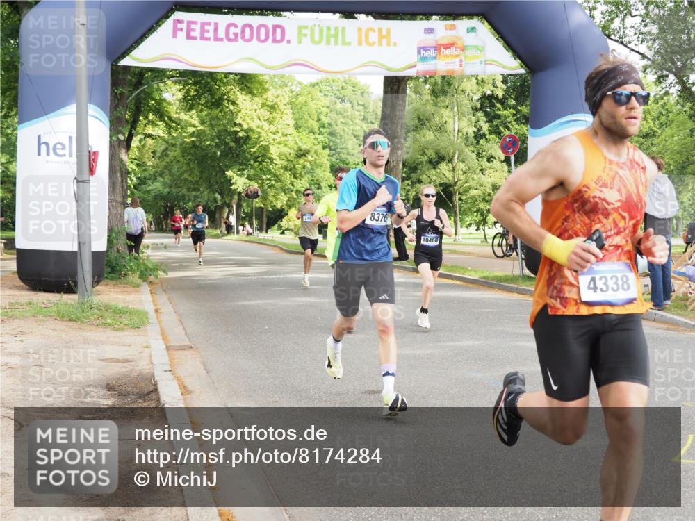 29.06.2025 - hella hamburg halbmarathon MichiJ http://msf.ph/oto/8174284 29.06.2025 10:15:44 Zwischen KM18-KM19 4338, 8376, 9767, 10468, 11228, 17003 meine-sportfotos.de