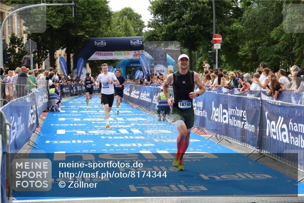 29.06.2025 - hella hamburg halbmarathon Zöllner http://msf.ph/oto/8174344 29.06.2025 10:24:52 Ziel 1241, 1271, 7142, 11678, 13872, 14836, 16361, 18740 meine-sportfotos.de