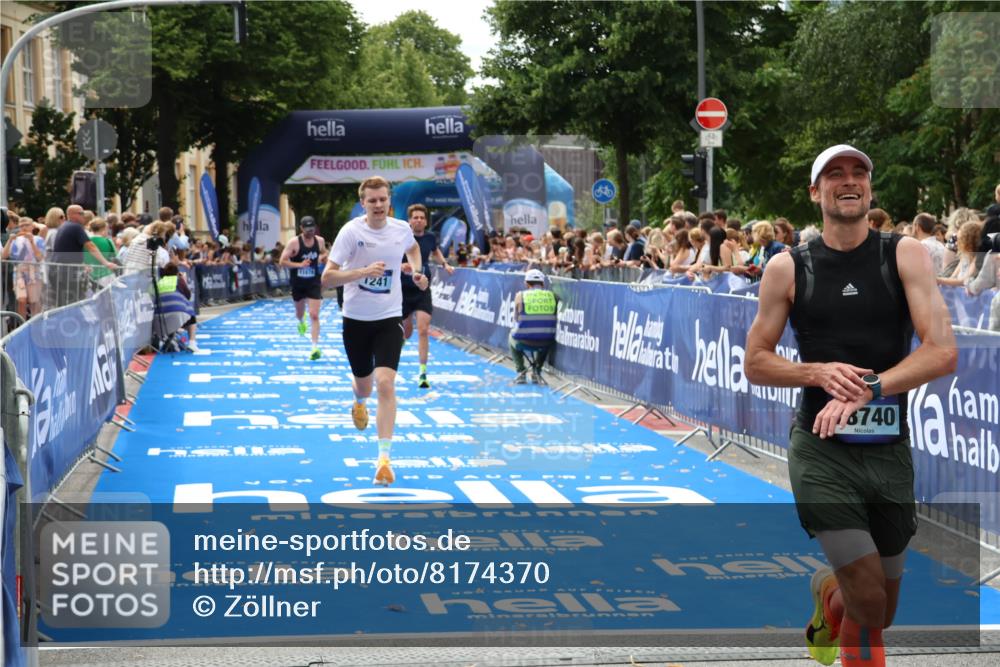 29.06.2025 - hella hamburg halbmarathon Zöllner http://msf.ph/oto/8174370 29.06.2025 10:24:53 Ziel 1241, 1271, 7142, 11678, 13872, 14836, 16361, 17752, 18740 meine-sportfotos.de