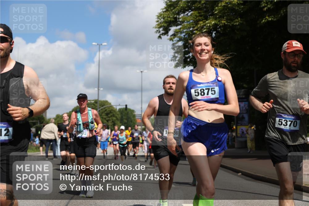 29.06.2025 - hella hamburg halbmarathon Yannick Fuchs http://msf.ph/oto/8174533 29.06.2025 11:38:23 20KM 1008, 1010, 1291, 1578, 2069, 2113, 2552, 3242, 3293, 4412, 4627, 4700, 4752, 5001, 5240, 5355, 5370, 5875, 5901, 6200, 6259, 6673, 6917, 6995, 7205, 7206, 7350, 7566, 7777, 7844, 7956, 8582, 8615, 9811, 10123, 10322, 10617, 10940, 11664, 11801, 11831, 11982, 12010, 12254, 12409, 12444, 12969, 13442, 13902, 14130, 14163, 14776, 14856, 15380, 15588, 15715, 15732, 15755, 16002, 16360, 16545, 17116, 17355, 17936, 17943, 18353, 18482, 18888, 18950 meine-sportfotos.de
