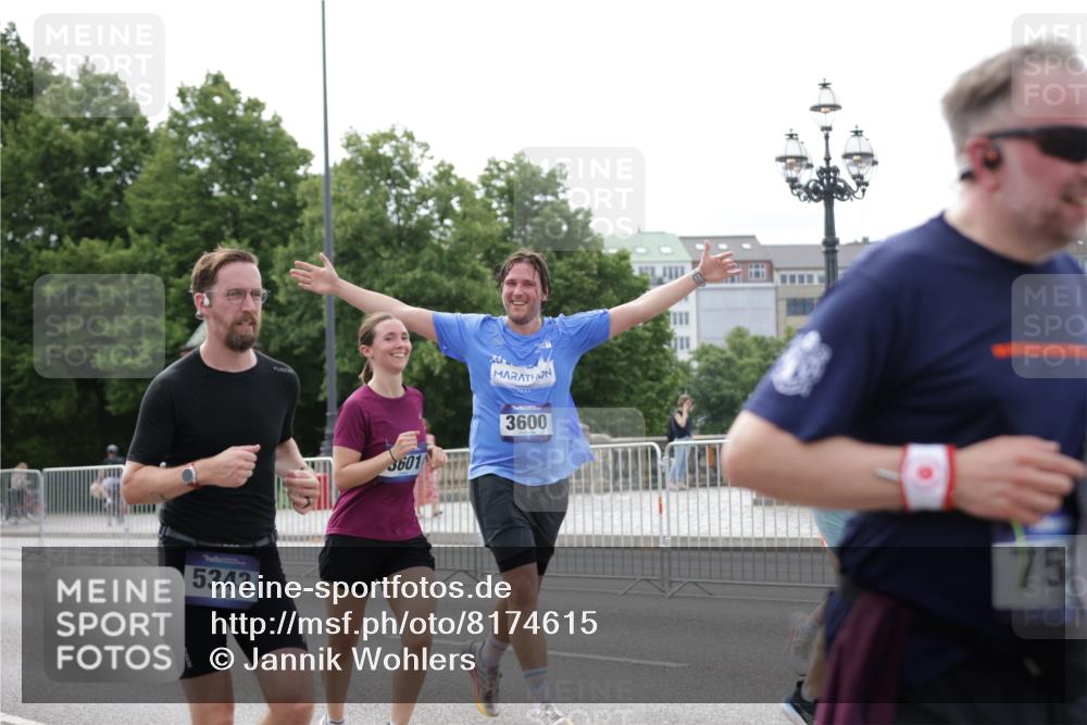 29.06.2025 - hella hamburg halbmarathon Jannik Wohlers http://msf.ph/oto/8174615 29.06.2025 10:22:18 Lombardsbrücke 1029, 2294, 2479, 2766, 2886, 3003, 3430, 3511, 3600, 3601, 4969, 5223, 5343, 5798, 6826, 6899, 7188, 7190, 7276, 7529, 7925, 8355, 8931, 9256, 9392, 9598, 10065, 10086, 10573, 10826, 10902, 11665, 12592, 13472, 13921, 13963, 14525, 14633, 14801, 14906, 15870, 16618, 16801 meine-sportfotos.de