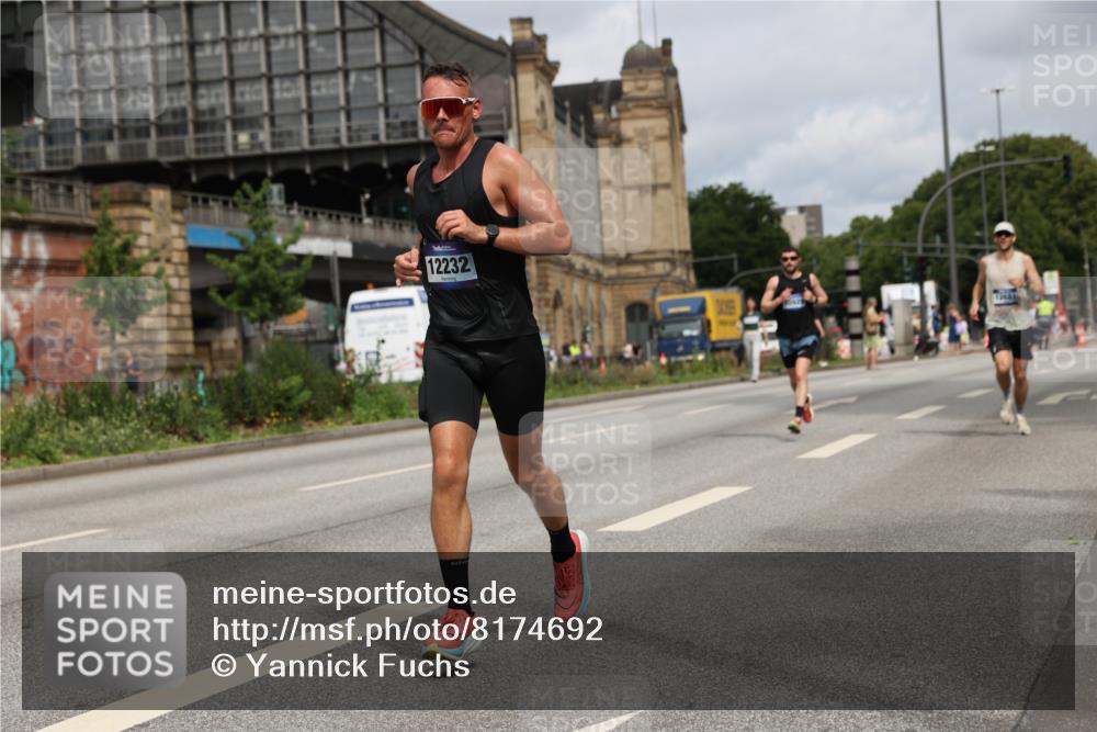 29.06.2025 - hella hamburg halbmarathon Yannick Fuchs http://msf.ph/oto/8174692 29.06.2025 10:26:25 20KM 3201, 3955, 4812, 5660, 6619, 10298, 10929, 12232, 12681, 13606, 13617, 14450, 14548, 15835, 18102, 19118 meine-sportfotos.de