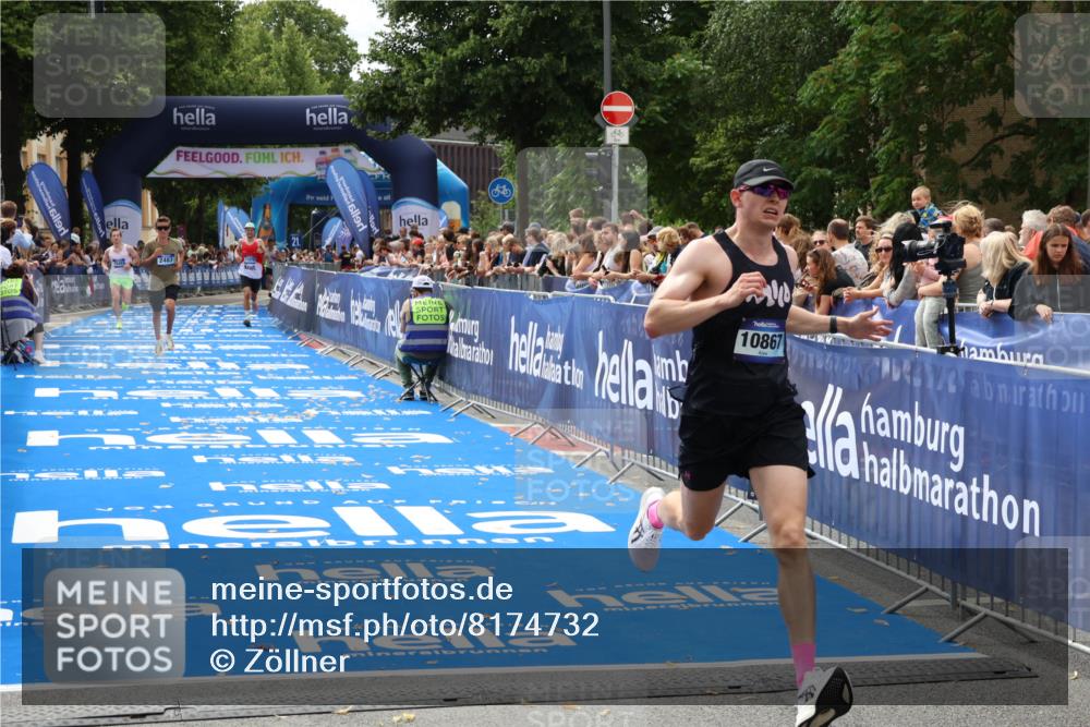 29.06.2025 - hella hamburg halbmarathon Zöllner http://msf.ph/oto/8174732 29.06.2025 10:25:05 Ziel 2483, 10867, 11078, 15483 meine-sportfotos.de