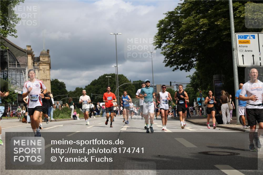 29.06.2025 - hella hamburg halbmarathon Yannick Fuchs http://msf.ph/oto/8174741 29.06.2025 10:41:38 20KM 51, 1012, 1460, 1592, 1604, 2274, 2839, 2864, 2869, 3976, 4093, 4377, 5022, 5129, 5532, 5650, 5889, 6134, 6168, 6203, 6630, 6716, 7480, 7962, 8564, 8693, 8852, 9051, 10122, 10423, 10988, 11021, 11518, 12679, 12706, 12724, 12870, 13223, 13303, 13672, 14730, 15350, 15451, 15923, 15973, 16089, 16175, 16819, 17172, 17229, 17743, 17846, 17915, 17979, 18297, 18356, 18856, 19127 meine-sportfotos.de