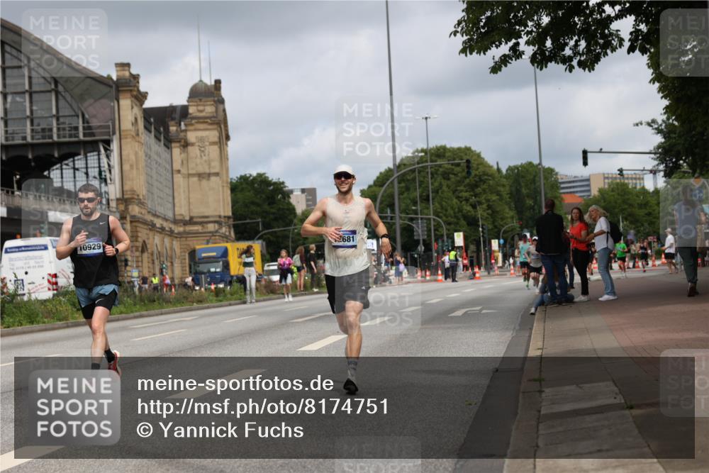 29.06.2025 - hella hamburg halbmarathon Yannick Fuchs http://msf.ph/oto/8174751 29.06.2025 10:26:27 20KM 3201, 3955, 4812, 5660, 6619, 10298, 10929, 12232, 12681, 13606, 13617, 14450, 15835, 18102, 19118 meine-sportfotos.de
