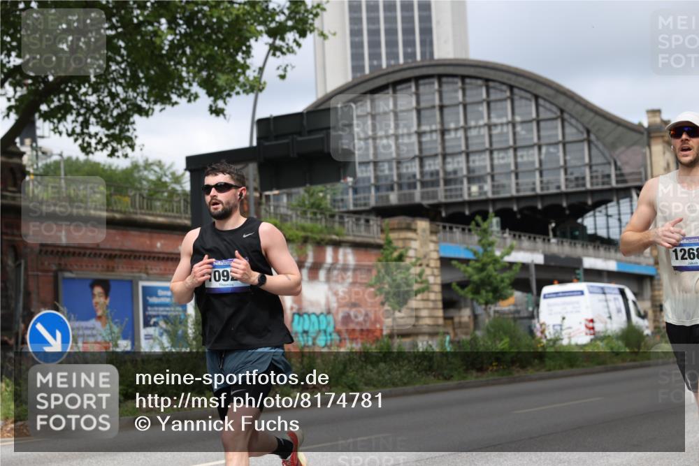 29.06.2025 - hella hamburg halbmarathon Yannick Fuchs http://msf.ph/oto/8174781 29.06.2025 10:26:28 20KM 3201, 3955, 4812, 5660, 6619, 10929, 12232, 12681, 13606, 13617, 14450, 15835, 18102, 19118 meine-sportfotos.de