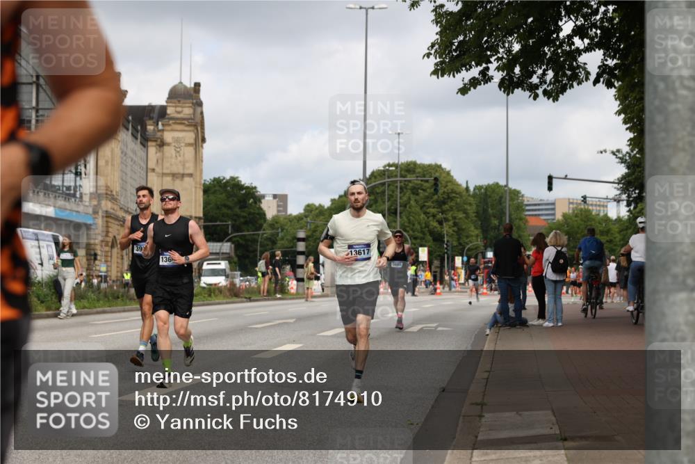 29.06.2025 - hella hamburg halbmarathon Yannick Fuchs http://msf.ph/oto/8174910 29.06.2025 10:26:39 20KM 1686, 3955, 4129, 4698, 4812, 5187, 5660, 6619, 7272, 7793, 12681, 13606, 13617, 14450, 18102 meine-sportfotos.de