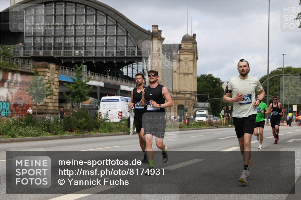 29.06.2025 - hella hamburg halbmarathon Yannick Fuchs http://msf.ph/oto/8174931 29.06.2025 10:26:40 20KM 1686, 3955, 4129, 4698, 4812, 5187, 5660, 6619, 7272, 7793, 11199, 13606, 13617, 14450, 18102 meine-sportfotos.de