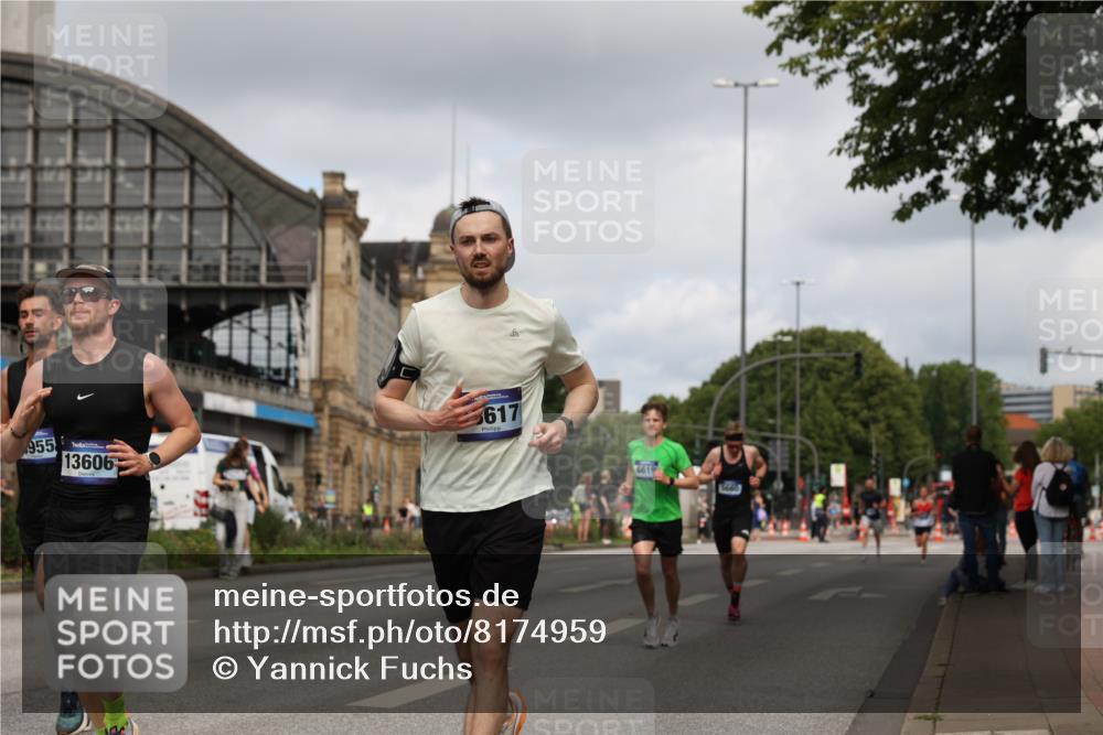 29.06.2025 - hella hamburg halbmarathon Yannick Fuchs http://msf.ph/oto/8174959 29.06.2025 10:26:40 20KM 1686, 3955, 4129, 4698, 4812, 5187, 5660, 6619, 7272, 7793, 11199, 13606, 13617, 14450, 18102 meine-sportfotos.de