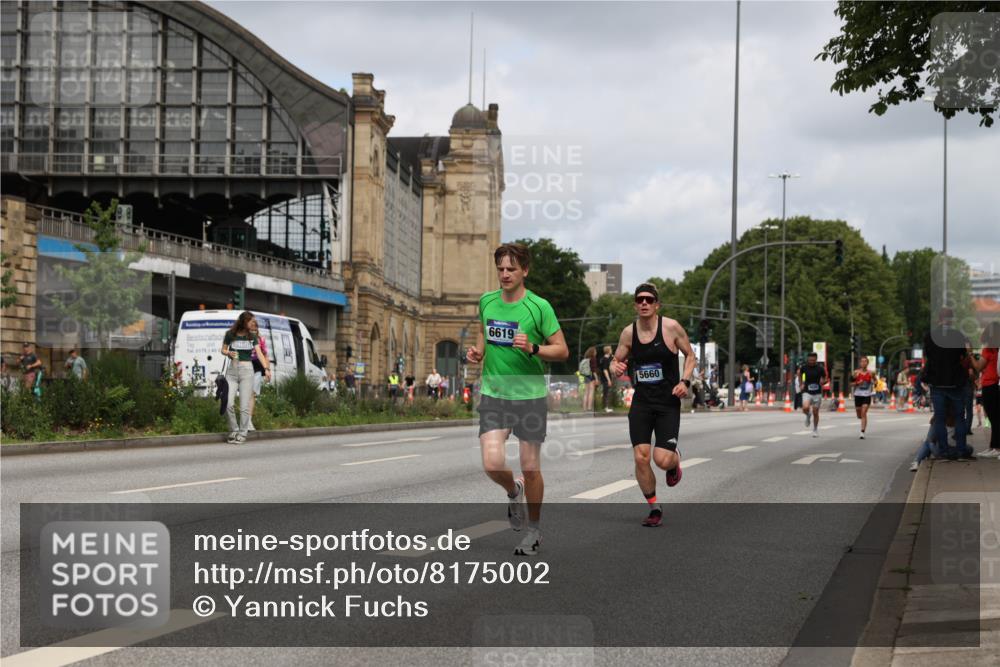 29.06.2025 - hella hamburg halbmarathon Yannick Fuchs http://msf.ph/oto/8175002 29.06.2025 10:26:42 20KM 1686, 3955, 4129, 4698, 4812, 5187, 5660, 6619, 7272, 7793, 11199, 13606, 13617, 14450, 18102 meine-sportfotos.de