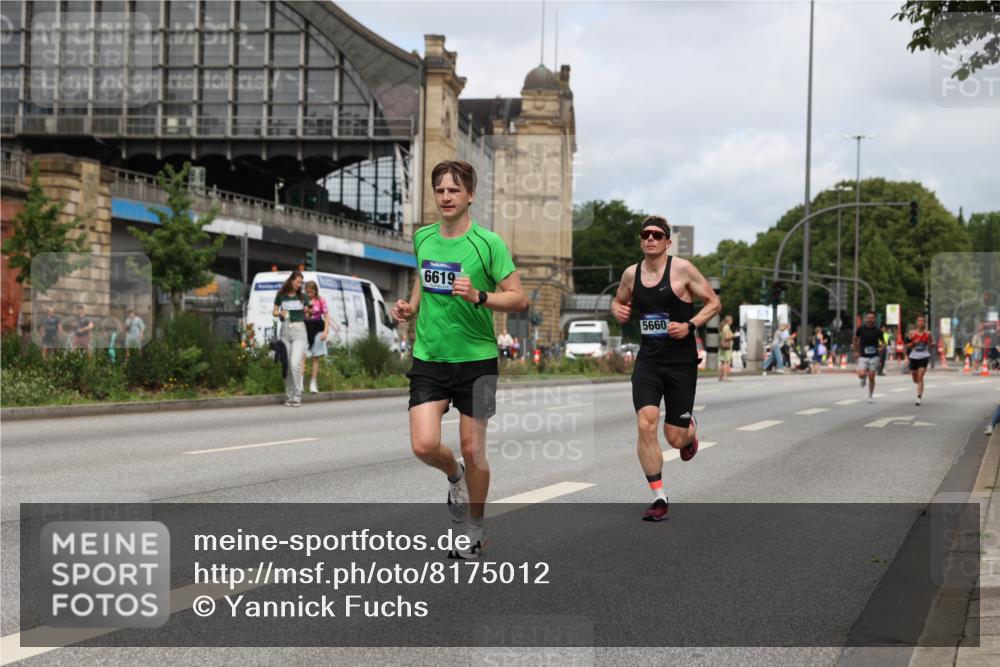 29.06.2025 - hella hamburg halbmarathon Yannick Fuchs http://msf.ph/oto/8175012 29.06.2025 10:26:42 20KM 1686, 3955, 4129, 4698, 4812, 5187, 5660, 6619, 7272, 7793, 11199, 13606, 13617, 14450, 18102 meine-sportfotos.de