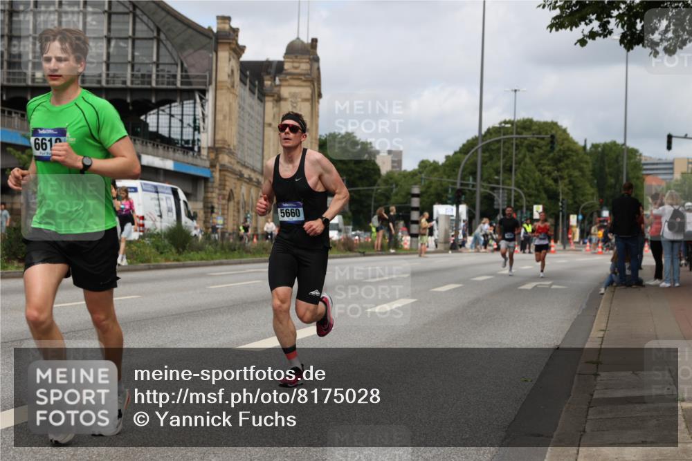 29.06.2025 - hella hamburg halbmarathon Yannick Fuchs http://msf.ph/oto/8175028 29.06.2025 10:26:43 20KM 1686, 3955, 4129, 4698, 4812, 5187, 5660, 6619, 7272, 7793, 11199, 13606, 13617, 14450, 18102 meine-sportfotos.de