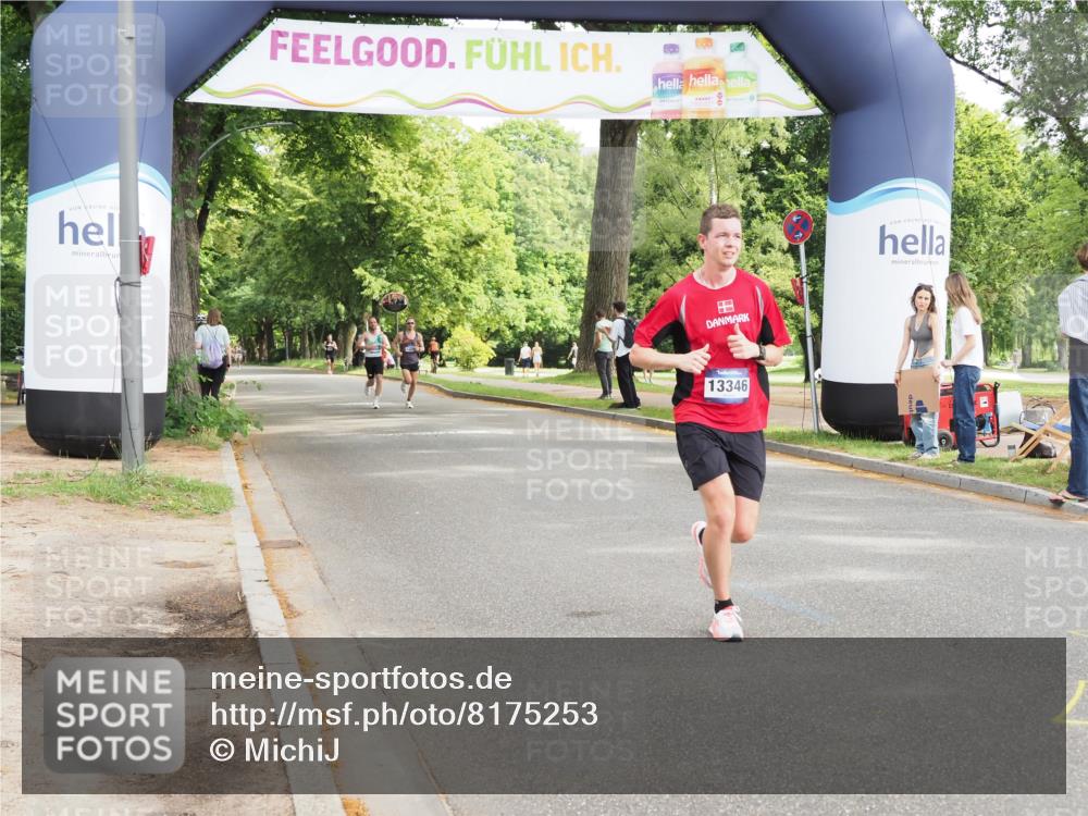 29.06.2025 - hella hamburg halbmarathon MichiJ http://msf.ph/oto/8175253 29.06.2025 10:15:54 Zwischen KM18-KM19 2483, 13346 meine-sportfotos.de