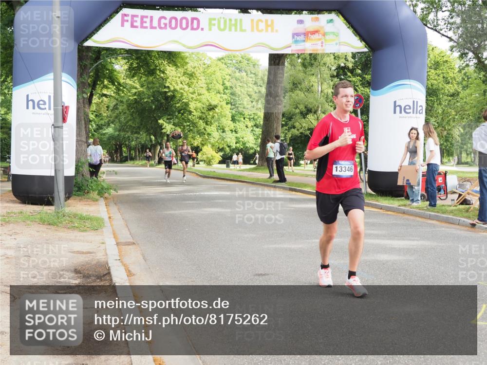 29.06.2025 - hella hamburg halbmarathon MichiJ http://msf.ph/oto/8175262 29.06.2025 10:15:54 Zwischen KM18-KM19 2483, 13346 meine-sportfotos.de