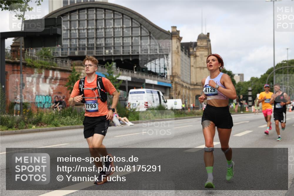 29.06.2025 - hella hamburg halbmarathon Yannick Fuchs http://msf.ph/oto/8175291 29.06.2025 10:26:55 20KM 1407, 1686, 1894, 3935, 4129, 4698, 5187, 7272, 7793, 10927, 11199, 11370, 16065, 16505 meine-sportfotos.de