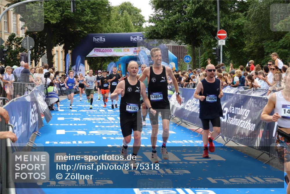 29.06.2025 - hella hamburg halbmarathon Zöllner http://msf.ph/oto/8175318 29.06.2025 10:37:27 Ziel 2767, 9017, 12739, 13372, 13854, 14387, 14459, 15888, 17306, 18159, 18723, 18824 meine-sportfotos.de