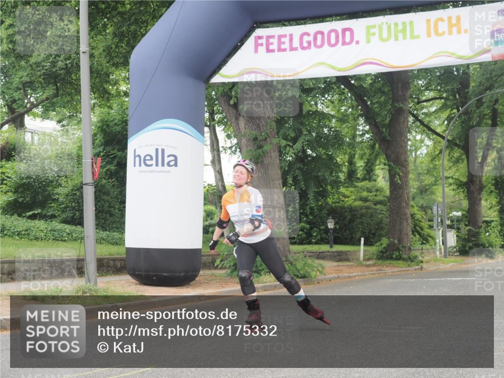 29.06.2025 - hella hamburg halbmarathon KatJ http://msf.ph/oto/8175332 29.06.2025 09:20:44 Zwischen KM18-KM19  meine-sportfotos.de