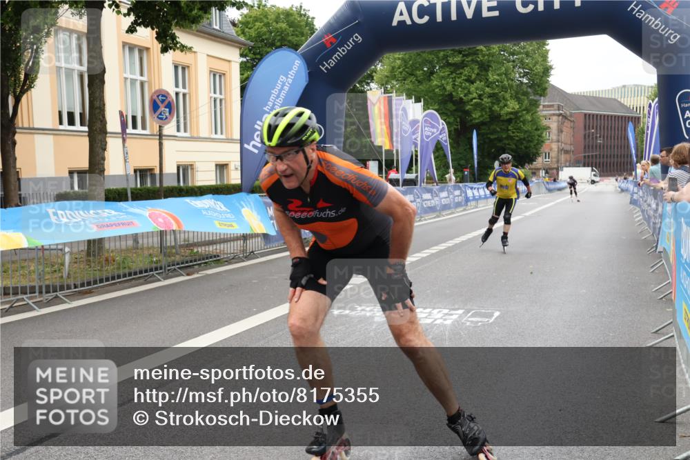 29.06.2025 - hella hamburg halbmarathon Strokosch-Dieckow http://msf.ph/oto/8175355 29.06.2025 09:16:41 Ziel 20280, 20357, 20473 meine-sportfotos.de