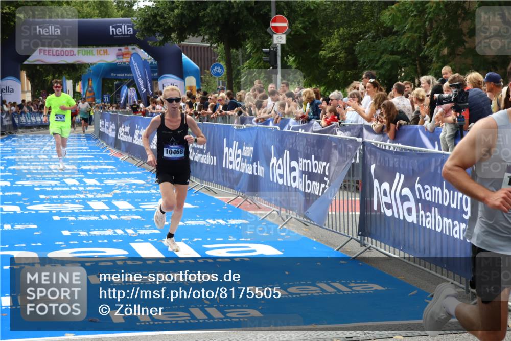 29.06.2025 - hella hamburg halbmarathon Zöllner http://msf.ph/oto/8175505 29.06.2025 10:26:00 Ziel 9767, 10468, 18692 meine-sportfotos.de