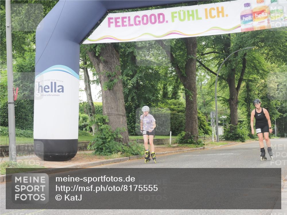 29.06.2025 - hella hamburg halbmarathon KatJ http://msf.ph/oto/8175555 29.06.2025 09:20:59 Zwischen KM18-KM19  meine-sportfotos.de
