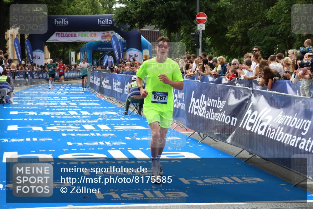 29.06.2025 - hella hamburg halbmarathon Zöllner http://msf.ph/oto/8175585 29.06.2025 10:26:04 Ziel 9767, 13779, 17003 meine-sportfotos.de