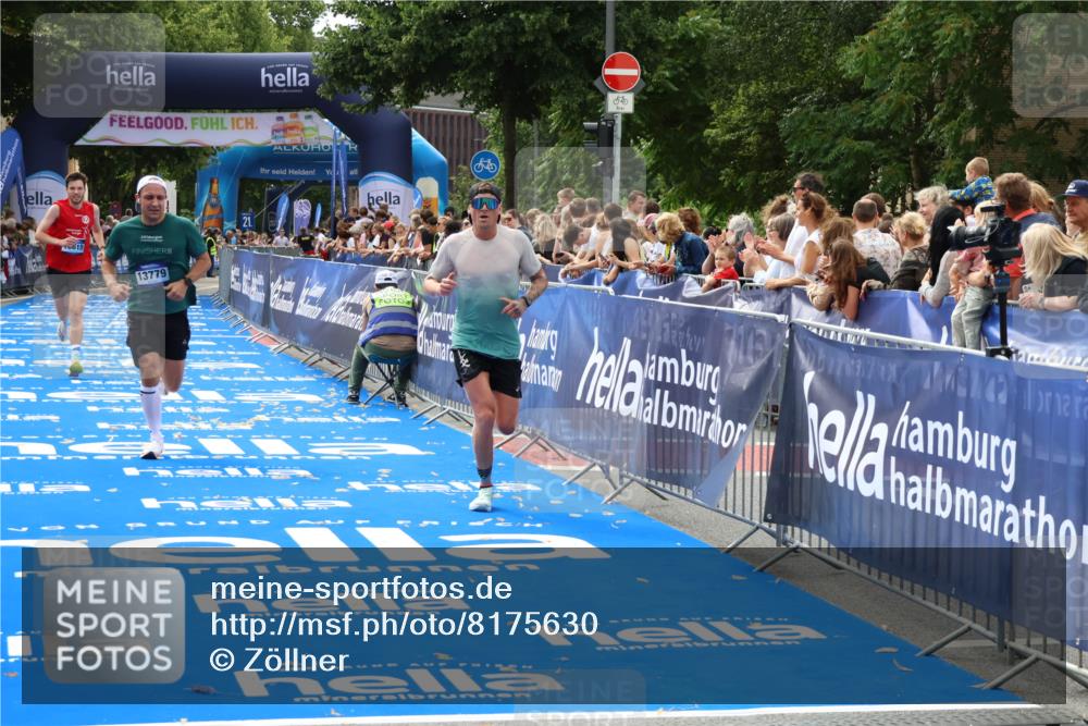 29.06.2025 - hella hamburg halbmarathon Zöllner http://msf.ph/oto/8175630 29.06.2025 10:26:10 Ziel 13779, 16615, 17003 meine-sportfotos.de