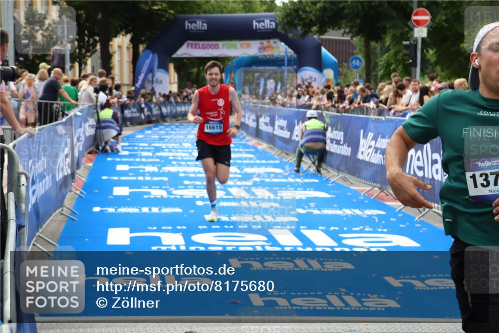 29.06.2025 - hella hamburg halbmarathon Zöllner http://msf.ph/oto/8175680 29.06.2025 10:26:13 Ziel 16615 meine-sportfotos.de