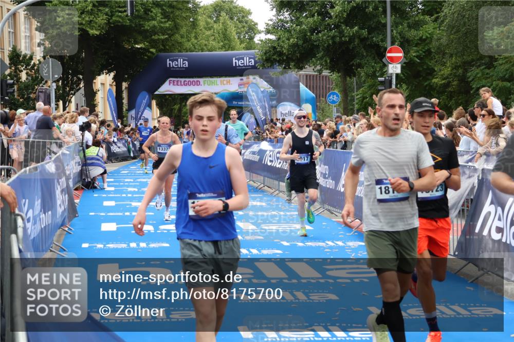 29.06.2025 - hella hamburg halbmarathon Zöllner http://msf.ph/oto/8175700 29.06.2025 10:37:32 Ziel 1290, 2767, 5042, 5791, 6047, 7831, 9017, 9914, 10451, 13372, 15888, 17306, 18159, 18723 meine-sportfotos.de