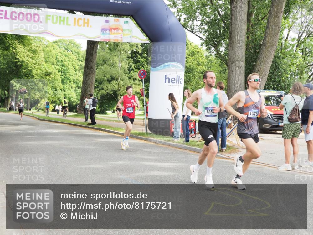 29.06.2025 - hella hamburg halbmarathon MichiJ http://msf.ph/oto/8175721 29.06.2025 10:16:01 Zwischen KM18-KM19 12641, 13346, 13780, 16615 meine-sportfotos.de