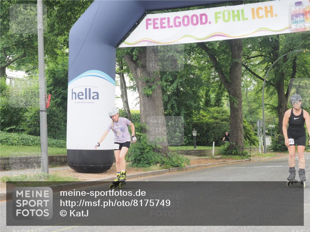 29.06.2025 - hella hamburg halbmarathon KatJ http://msf.ph/oto/8175749 29.06.2025 09:20:59 Zwischen KM18-KM19  meine-sportfotos.de