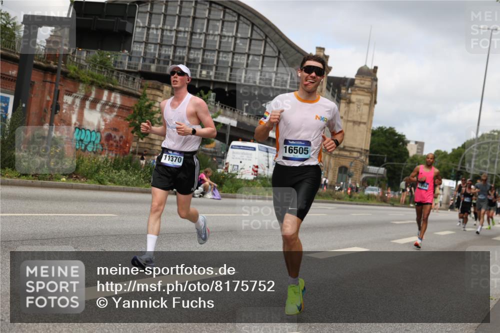 29.06.2025 - hella hamburg halbmarathon Yannick Fuchs http://msf.ph/oto/8175752 29.06.2025 10:27:09 20KM 1407, 1707, 1894, 3935, 5070, 5746, 7845, 7965, 8883, 9047, 10484, 10876, 10927, 11150, 11199, 11370, 11929, 14293, 15826, 16065, 16505, 16957, 18135, 18562, 18563 meine-sportfotos.de