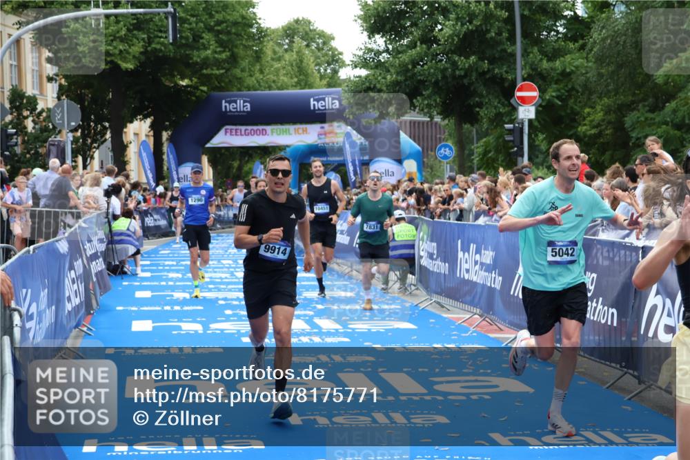 29.06.2025 - hella hamburg halbmarathon Zöllner http://msf.ph/oto/8175771 29.06.2025 10:37:37 Ziel 1290, 5042, 5791, 6047, 7831, 9914, 10451, 10922, 11106, 18193, 18216 meine-sportfotos.de