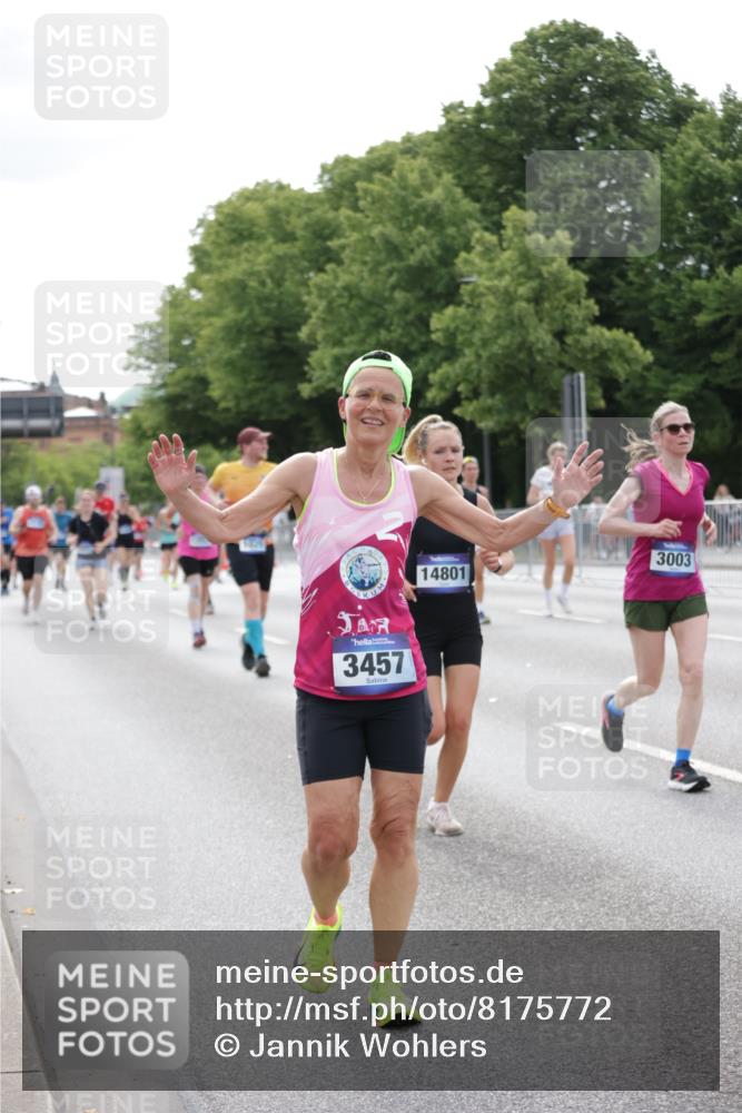 29.06.2025 - hella hamburg halbmarathon Jannik Wohlers http://msf.ph/oto/8175772 29.06.2025 10:22:23 Lombardsbrücke 1029, 2294, 2479, 2766, 3003, 3600, 3601, 5223, 5343, 5629, 5798, 7188, 7190, 7266, 7276, 7529, 7925, 8355, 9256, 9392, 10086, 10826, 10902, 11665, 12190, 12592, 13921, 14525, 14633, 14801, 15469, 15870, 16618, 16801 meine-sportfotos.de
