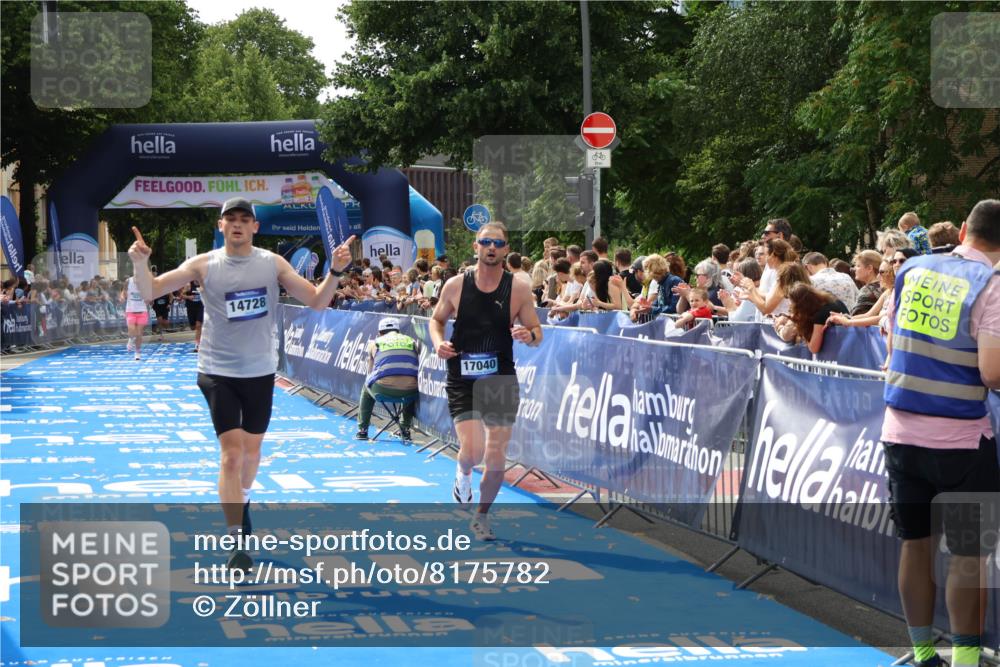 29.06.2025 - hella hamburg halbmarathon Zöllner http://msf.ph/oto/8175782 29.06.2025 10:26:35 Ziel 1577, 14728, 17040 meine-sportfotos.de