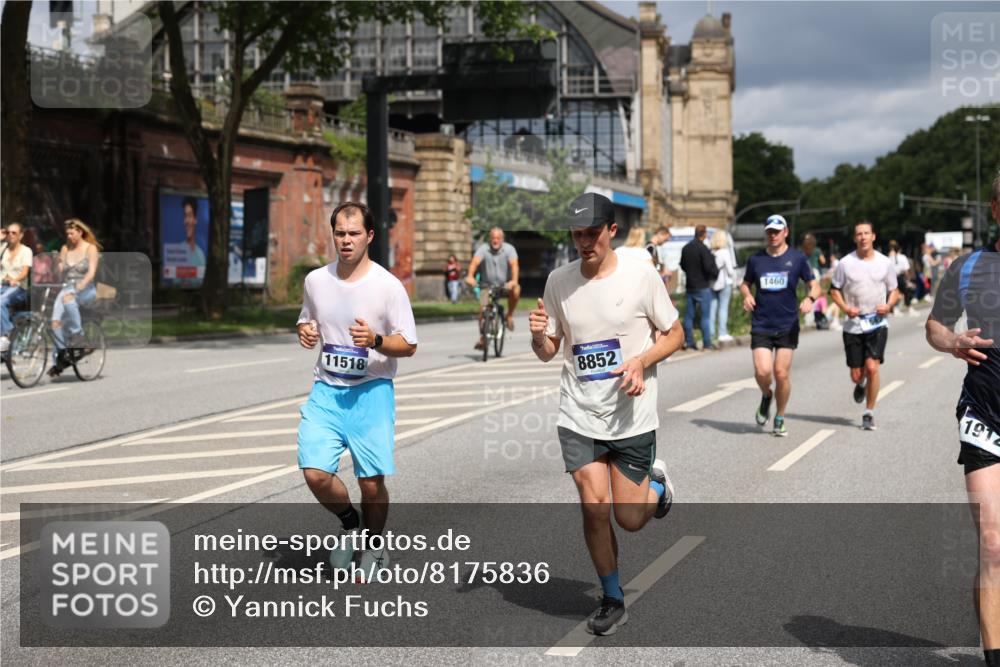 29.06.2025 - hella hamburg halbmarathon Yannick Fuchs http://msf.ph/oto/8175836 29.06.2025 10:41:46 20KM 51, 1460, 1592, 1604, 1613, 1696, 2274, 2284, 2839, 2864, 2869, 2953, 3976, 4093, 4377, 4528, 5022, 5650, 5889, 6009, 6134, 6168, 6716, 7962, 8693, 8852, 10122, 10969, 10988, 11021, 11283, 11518, 12679, 12706, 12724, 12870, 13223, 13672, 14730, 15350, 15451, 15478, 15479, 15923, 15973, 17172, 17229, 17451, 17743, 17846, 17915, 17979, 18104, 18856, 19127 meine-sportfotos.de