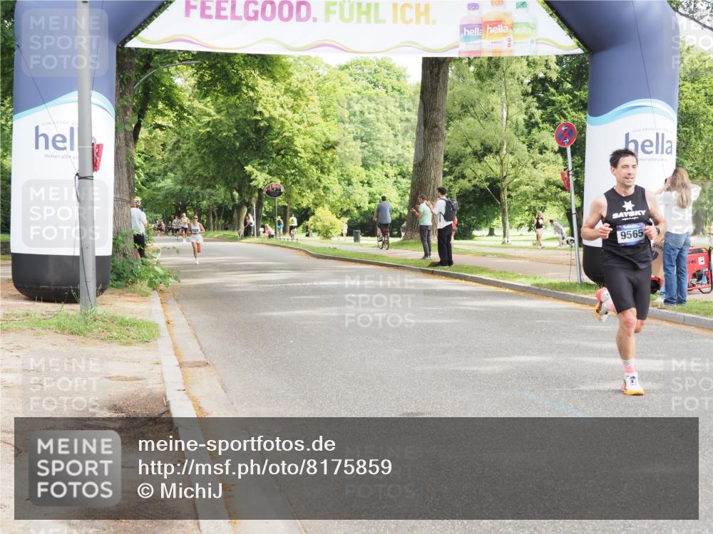 29.06.2025 - hella hamburg halbmarathon MichiJ http://msf.ph/oto/8175859 29.06.2025 10:16:09 Zwischen KM18-KM19 9565, 16615 meine-sportfotos.de