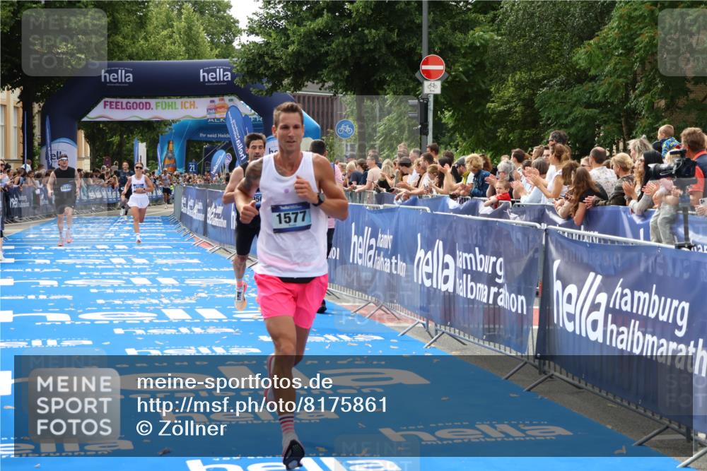 29.06.2025 - hella hamburg halbmarathon Zöllner http://msf.ph/oto/8175861 29.06.2025 10:26:43 Ziel 1577, 9565, 10848, 19076 meine-sportfotos.de