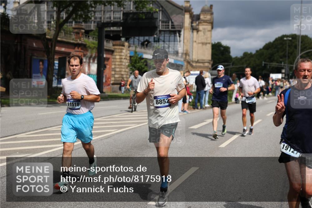 29.06.2025 - hella hamburg halbmarathon Yannick Fuchs http://msf.ph/oto/8175918 29.06.2025 10:41:46 20KM 51, 1460, 1592, 1604, 1613, 1696, 2274, 2284, 2839, 2864, 2869, 2953, 3976, 4093, 4377, 4528, 5022, 5650, 5889, 6009, 6134, 6168, 6716, 7962, 8693, 8852, 10122, 10969, 10988, 11021, 11283, 11518, 12679, 12706, 12724, 12870, 13223, 13672, 14730, 15350, 15451, 15478, 15479, 15923, 15973, 17172, 17229, 17451, 17743, 17846, 17915, 17979, 18104, 18856, 19127 meine-sportfotos.de