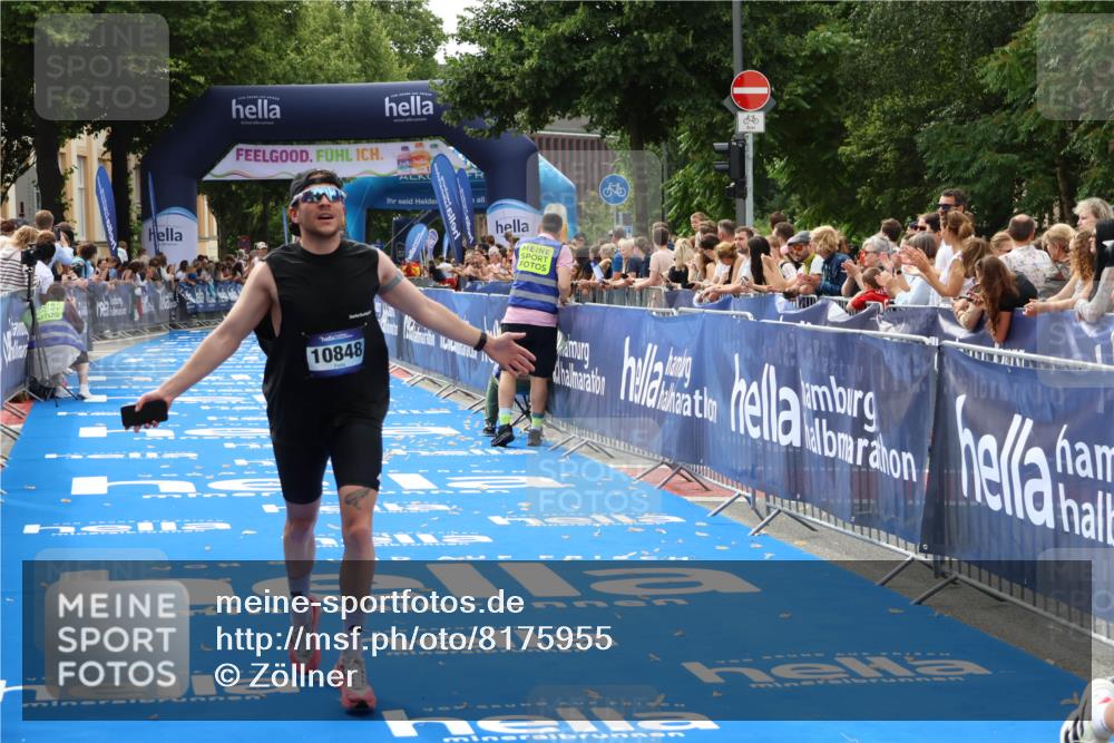 29.06.2025 - hella hamburg halbmarathon Zöllner http://msf.ph/oto/8175955 29.06.2025 10:26:49 Ziel 1065, 10848, 19076 meine-sportfotos.de