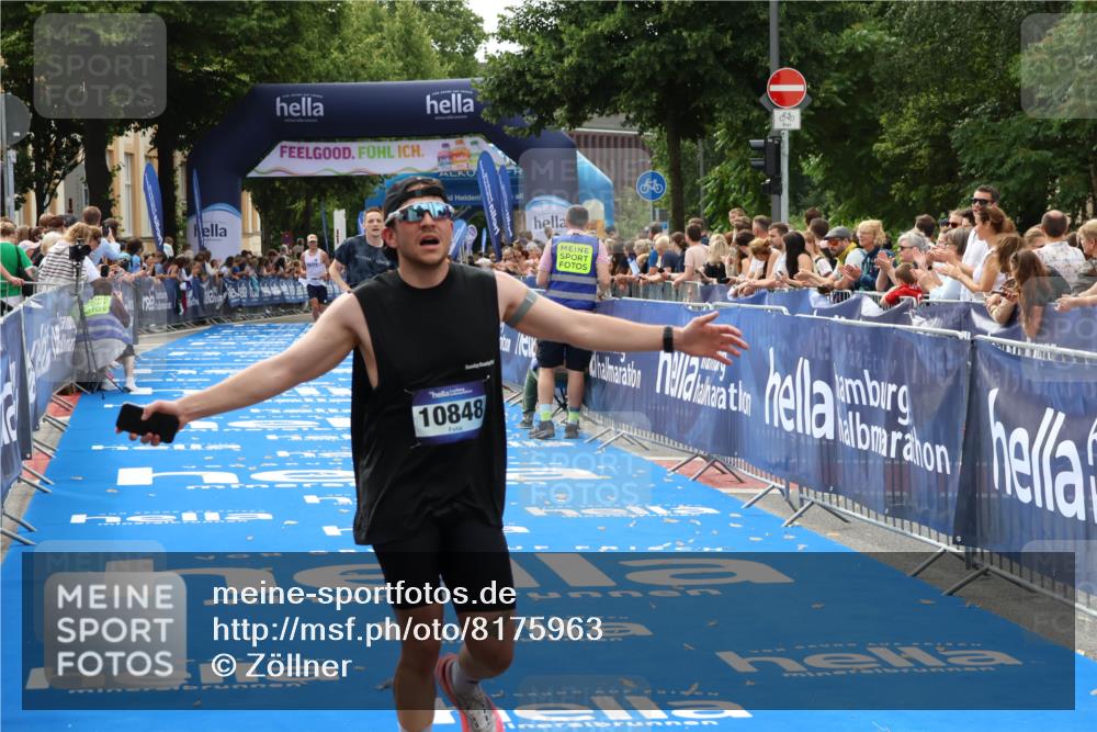 29.06.2025 - hella hamburg halbmarathon Zöllner http://msf.ph/oto/8175963 29.06.2025 10:26:49 Ziel 1065, 10848, 19076 meine-sportfotos.de