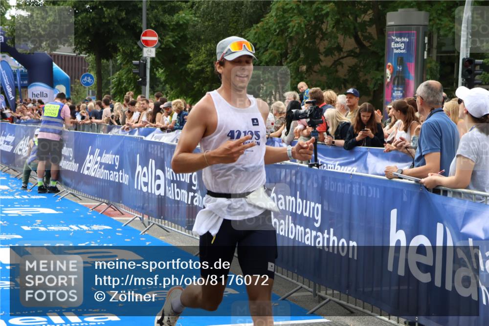 29.06.2025 - hella hamburg halbmarathon Zöllner http://msf.ph/oto/8176072 29.06.2025 10:26:58 Ziel 5344, 9079, 12641, 12992, 13780, 15023, 19050 meine-sportfotos.de