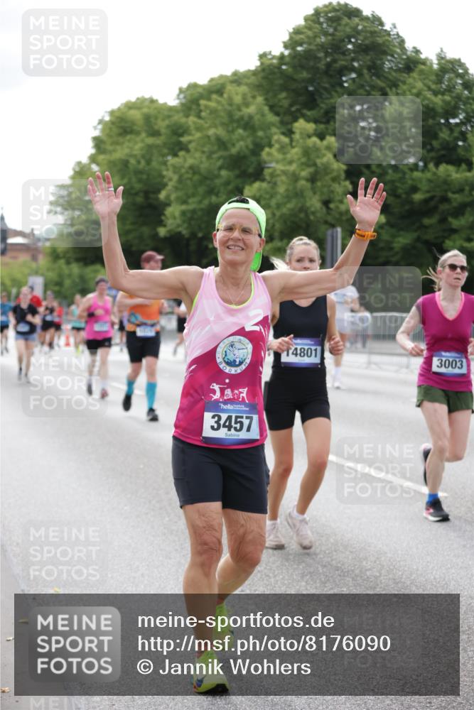 29.06.2025 - hella hamburg halbmarathon Jannik Wohlers http://msf.ph/oto/8176090 29.06.2025 10:22:23 Lombardsbrücke 1029, 2294, 2479, 2766, 3003, 3600, 3601, 5223, 5343, 5629, 5798, 7188, 7190, 7266, 7276, 7529, 7925, 8355, 9256, 9392, 10086, 10826, 10902, 11665, 12190, 12592, 13921, 14525, 14633, 14801, 15469, 15870, 16618, 16801 meine-sportfotos.de