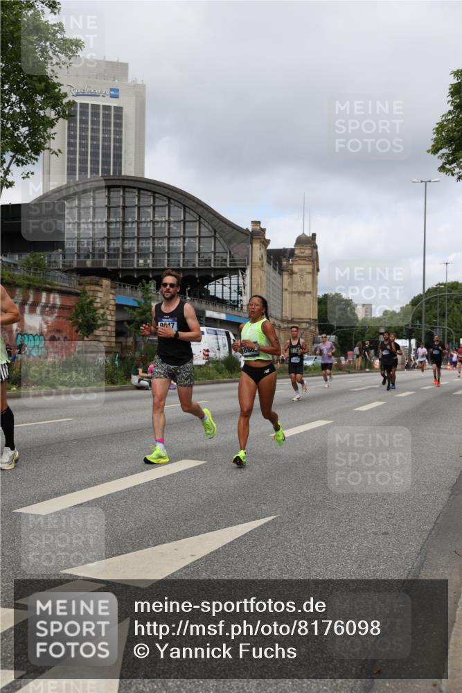 29.06.2025 - hella hamburg halbmarathon Yannick Fuchs http://msf.ph/oto/8176098 29.06.2025 10:27:17 20KM 1407, 1707, 1894, 5070, 5746, 6358, 7845, 7965, 8883, 9047, 10484, 10876, 10927, 11150, 11169, 11370, 11929, 13199, 14293, 15054, 15826, 16065, 16505, 16957, 18135, 18562, 18563 meine-sportfotos.de
