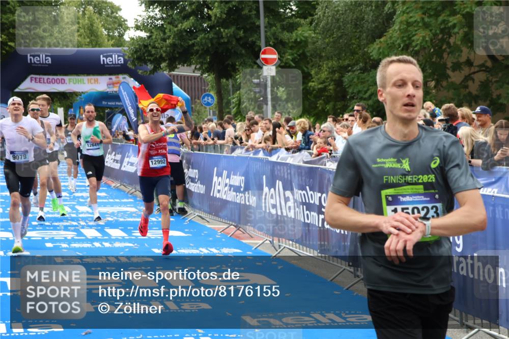 29.06.2025 - hella hamburg halbmarathon Zöllner http://msf.ph/oto/8176155 29.06.2025 10:27:03 Ziel 9079, 12641, 12992, 13780, 13956, 14828, 15023, 15671, 19050 meine-sportfotos.de