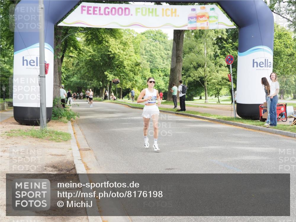29.06.2025 - hella hamburg halbmarathon MichiJ http://msf.ph/oto/8176198 29.06.2025 10:16:15 Zwischen KM18-KM19 9565 meine-sportfotos.de