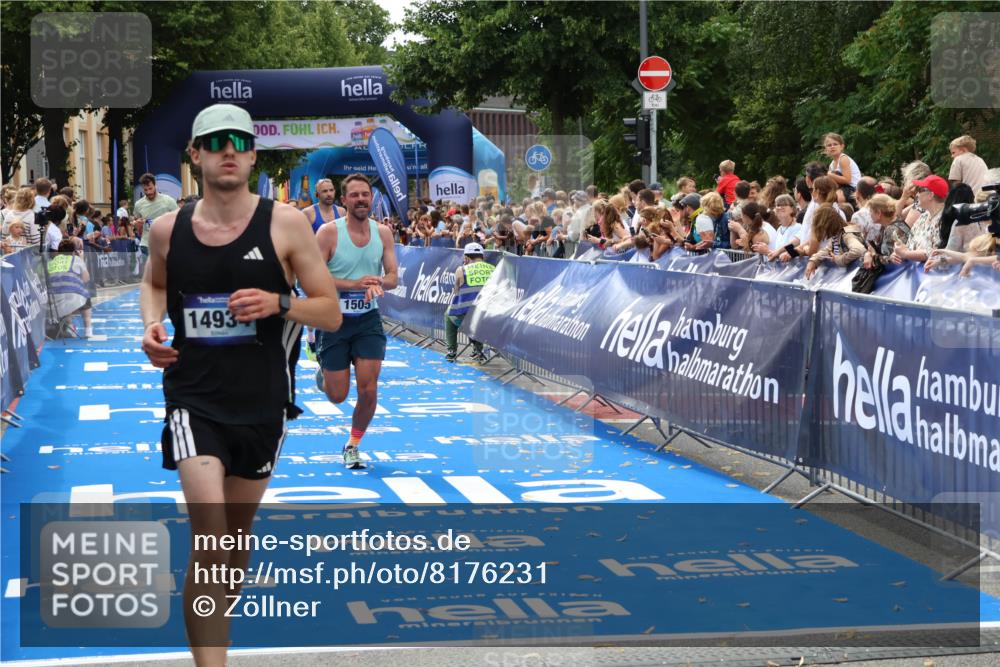 29.06.2025 - hella hamburg halbmarathon Zöllner http://msf.ph/oto/8176231 29.06.2025 10:37:48 Ziel 1505, 1615, 2196, 2404, 9171, 13148, 13595, 14934, 18276, 18277 meine-sportfotos.de