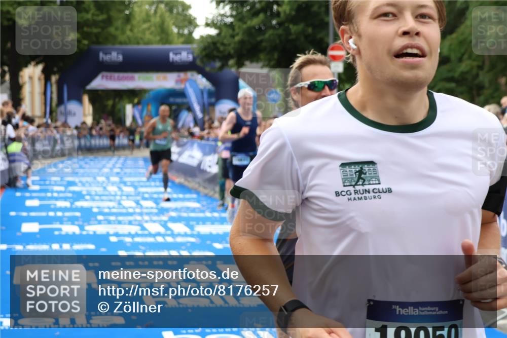 29.06.2025 - hella hamburg halbmarathon Zöllner http://msf.ph/oto/8176257 29.06.2025 10:27:07 Ziel 12641, 13780, 13956, 14828, 15671 meine-sportfotos.de