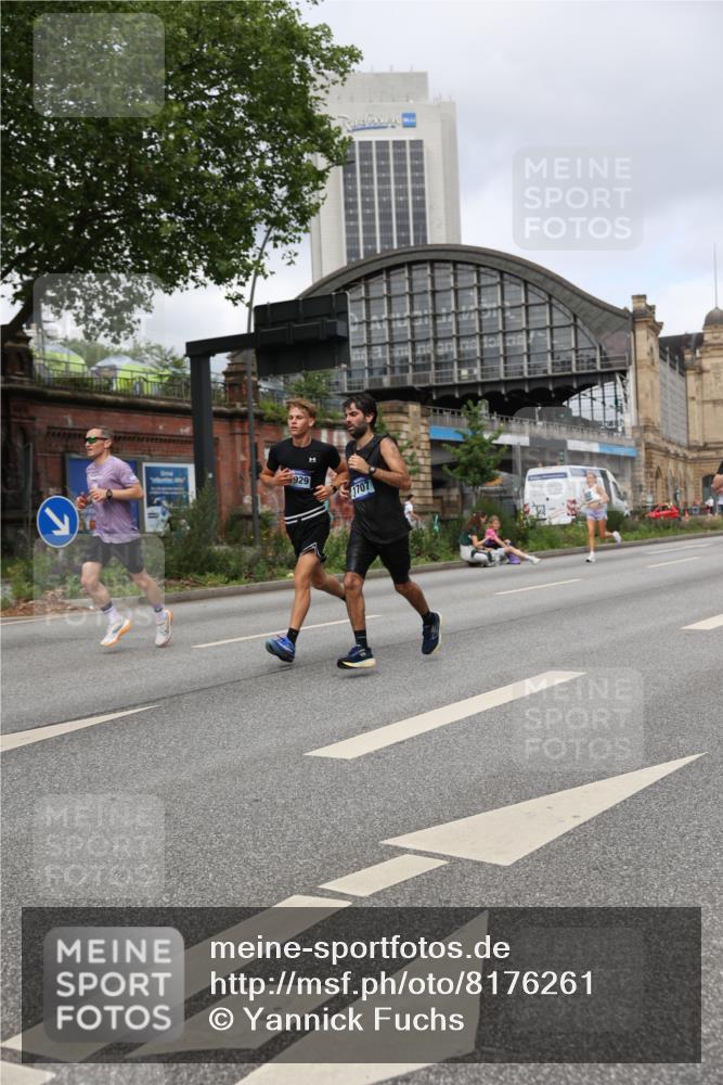 29.06.2025 - hella hamburg halbmarathon Yannick Fuchs http://msf.ph/oto/8176261 29.06.2025 10:27:22 20KM 1407, 1707, 1990, 5070, 5746, 6358, 7845, 7965, 8062, 8883, 9047, 10484, 10876, 10927, 11150, 11169, 11877, 11929, 13199, 13961, 14293, 15054, 15826, 16425, 16619, 16957, 18135, 18562, 18563 meine-sportfotos.de