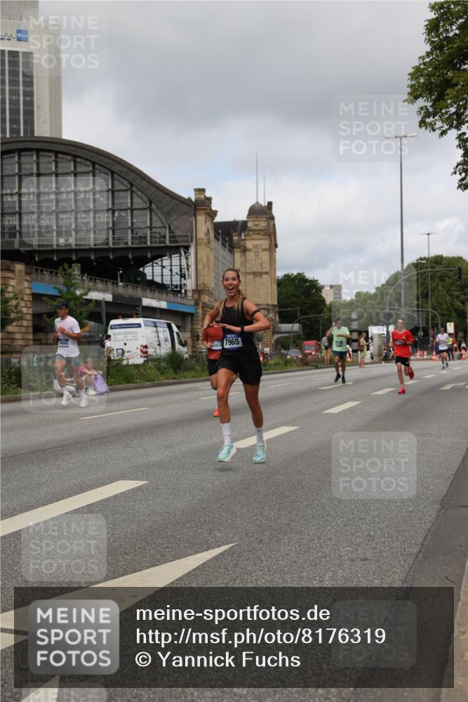29.06.2025 - hella hamburg halbmarathon Yannick Fuchs http://msf.ph/oto/8176319 29.06.2025 10:27:25 20KM 1707, 1990, 5070, 5746, 6358, 7845, 7965, 8062, 8883, 9047, 10484, 10876, 10927, 11150, 11169, 11745, 11877, 11929, 13199, 13686, 13961, 14293, 15054, 15826, 16425, 16619, 16957, 18135, 18562, 18563 meine-sportfotos.de